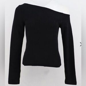 NWOT Asymmetrical One-Shoulder Top Medium with Thumb Holes 😁